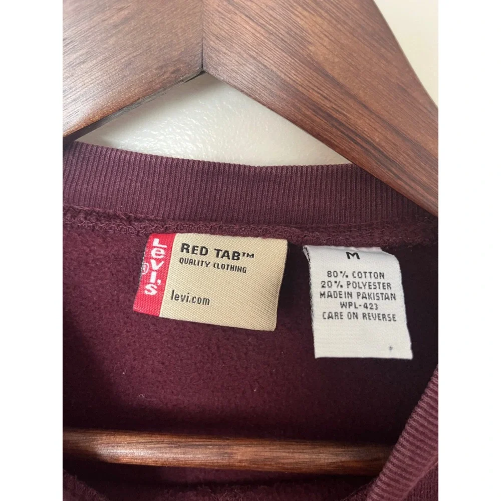 Levis Red Tab Burgundy Crewneck Sweatshirt Pullover Embroidered Logo‎ Medium